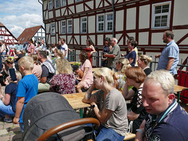 Kirchweih- und Johannifest (Foto: Karl-Franz Thiede)